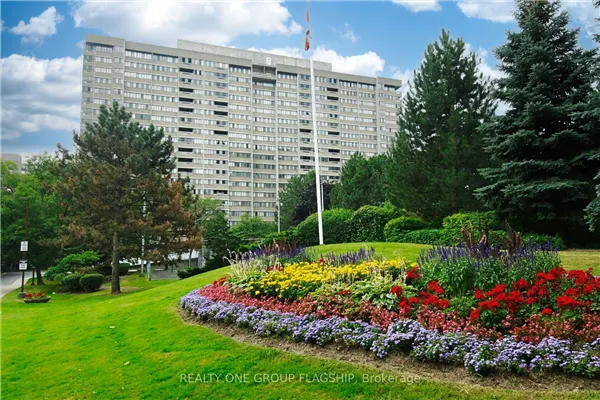 50 Elm Drive E