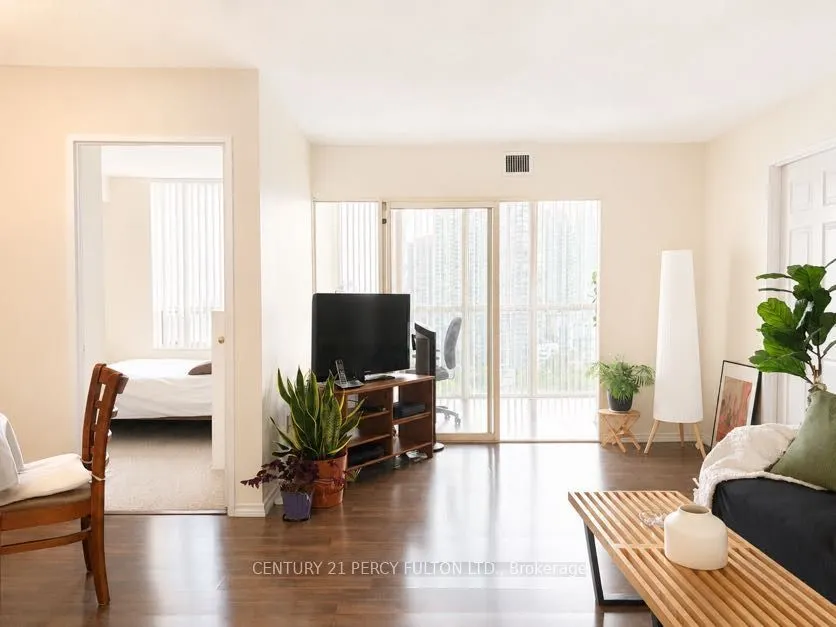285 Enfield Place #2006