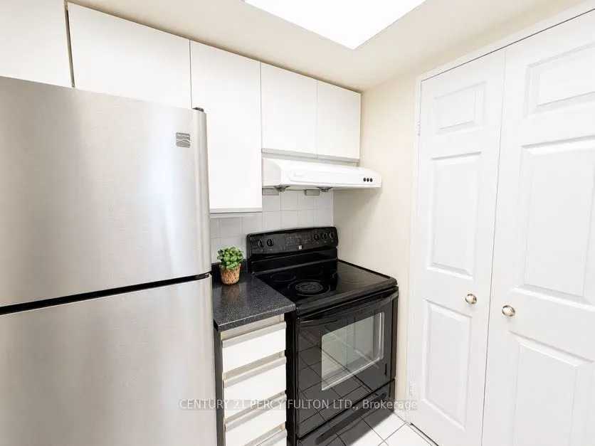 285 Enfield Place #2006