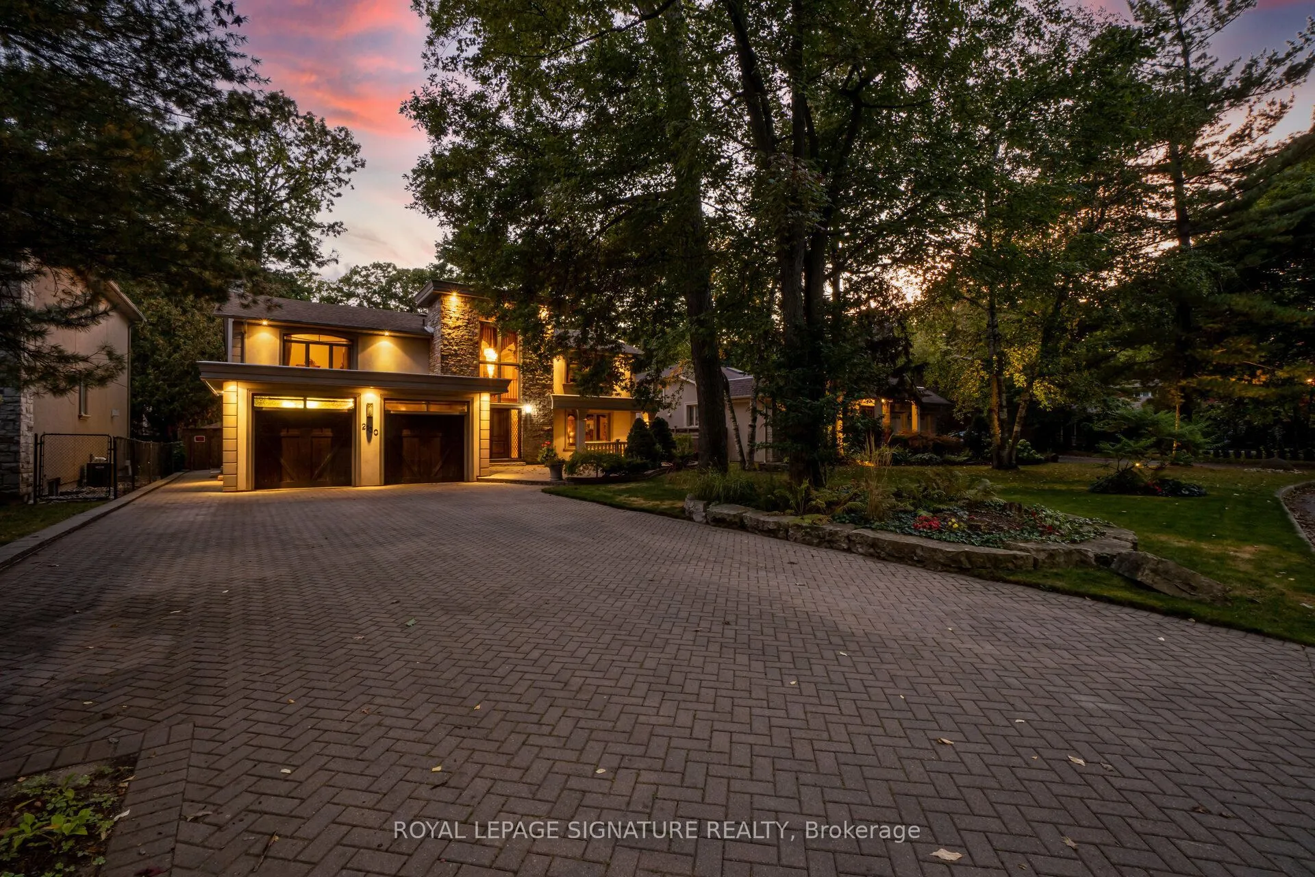 2130 Autumn Breeze Drive N