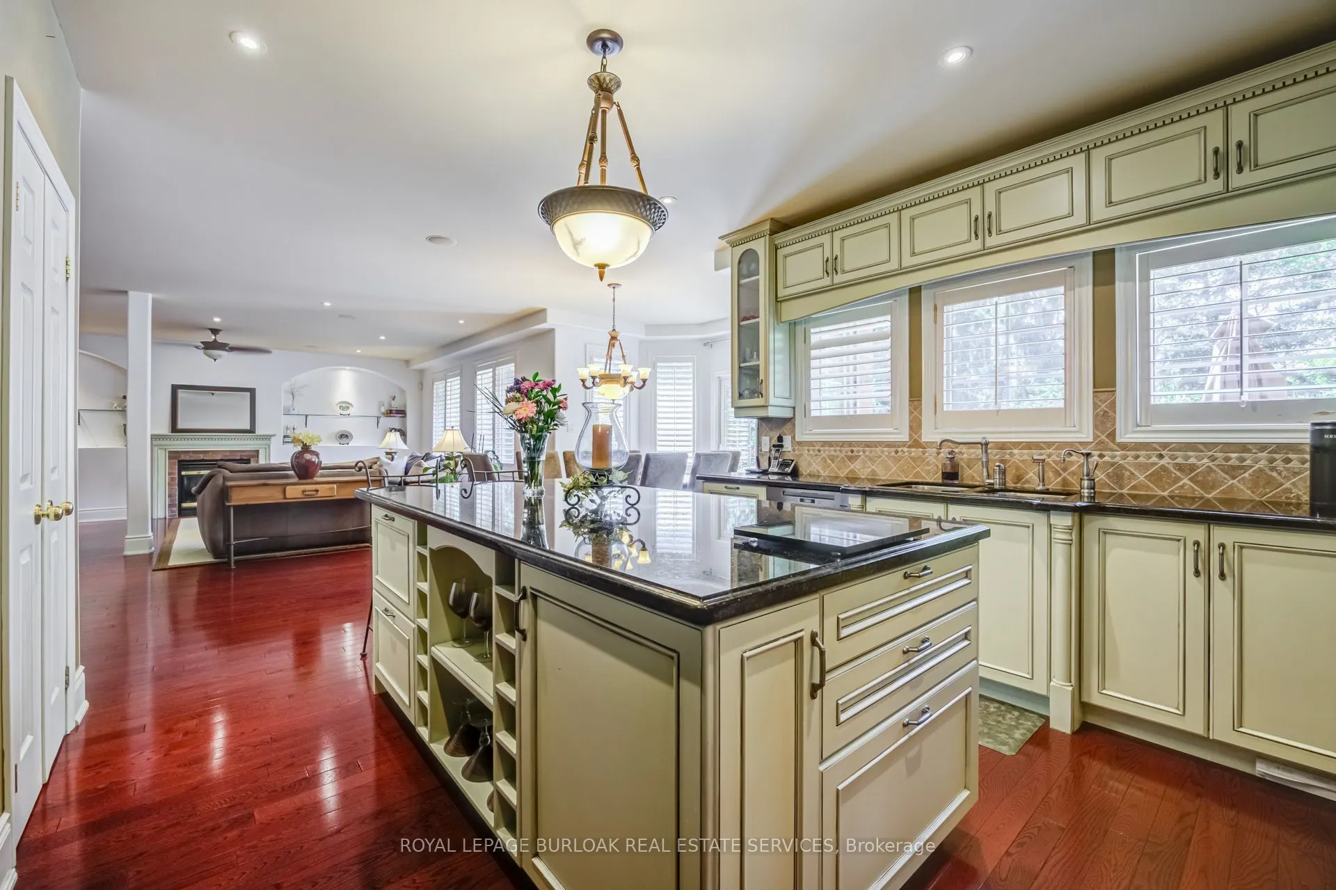 4278 Clubview Drive