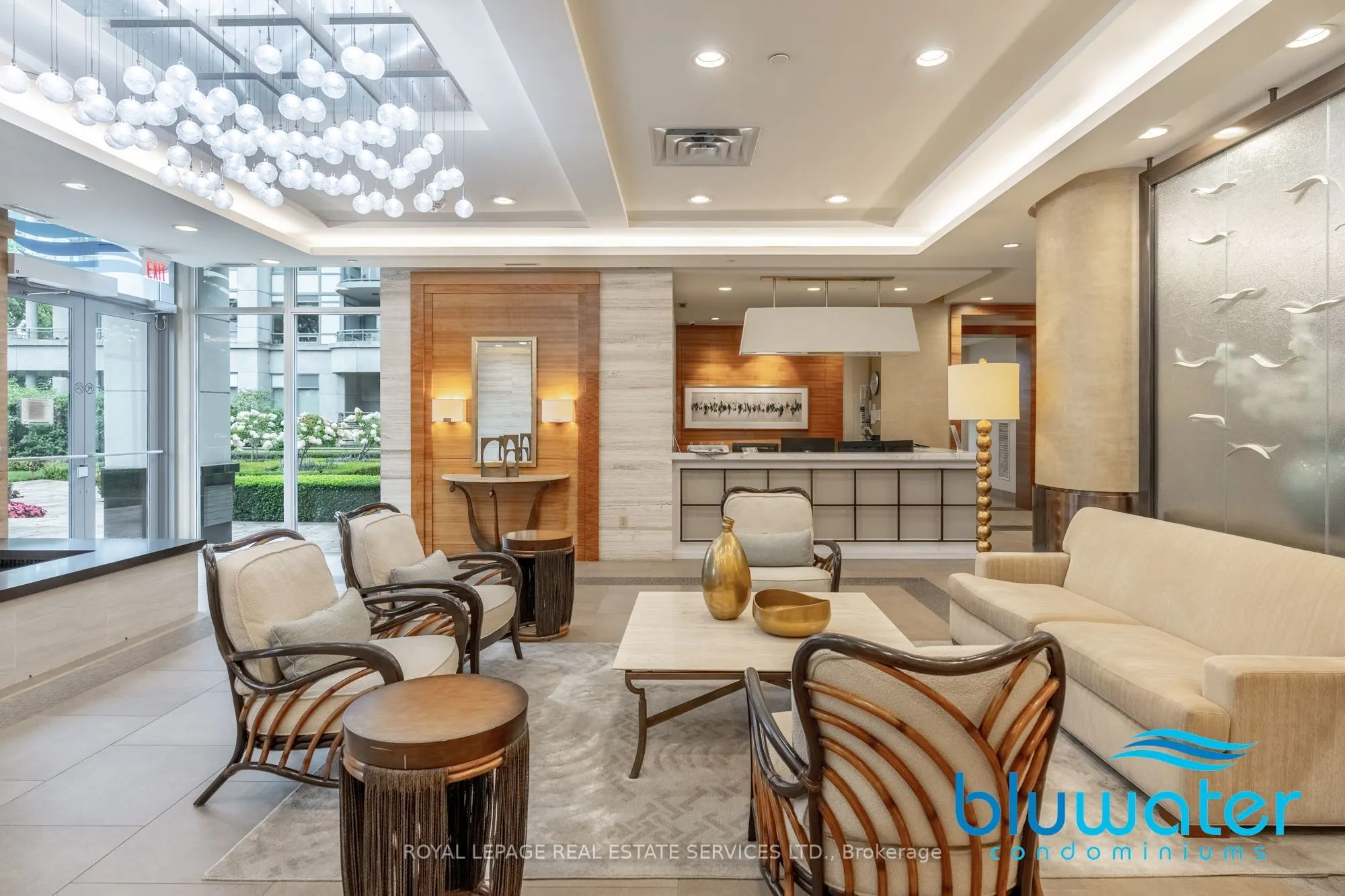 3500 Lakeshore Road W #122C