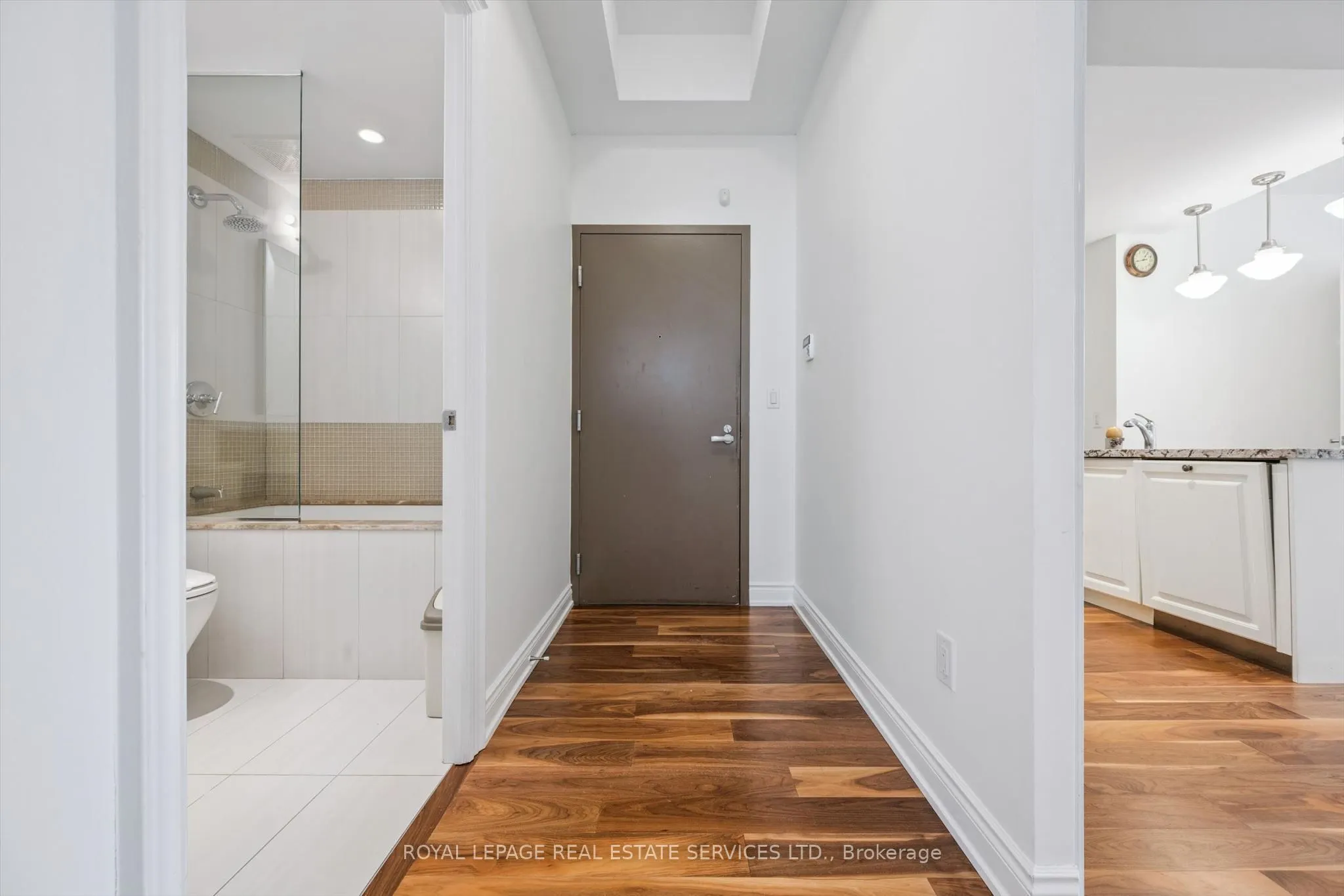 3500 Lakeshore Road W #122C