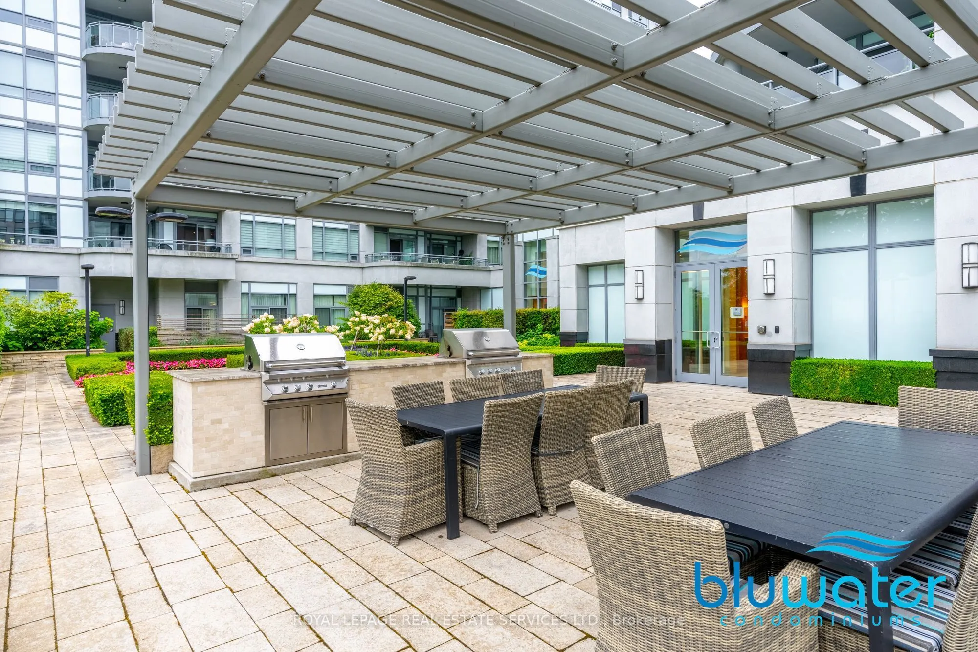 3500 Lakeshore Road W #122C