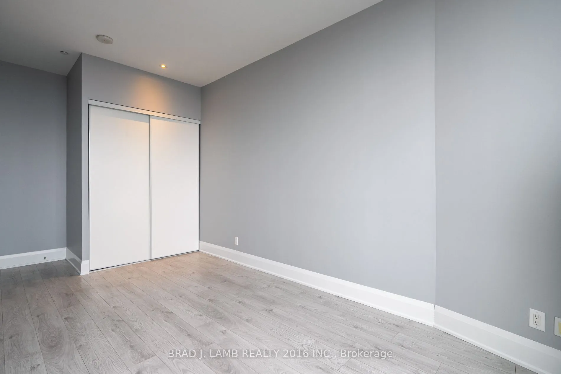 36 Park Lawn Road ##4403
