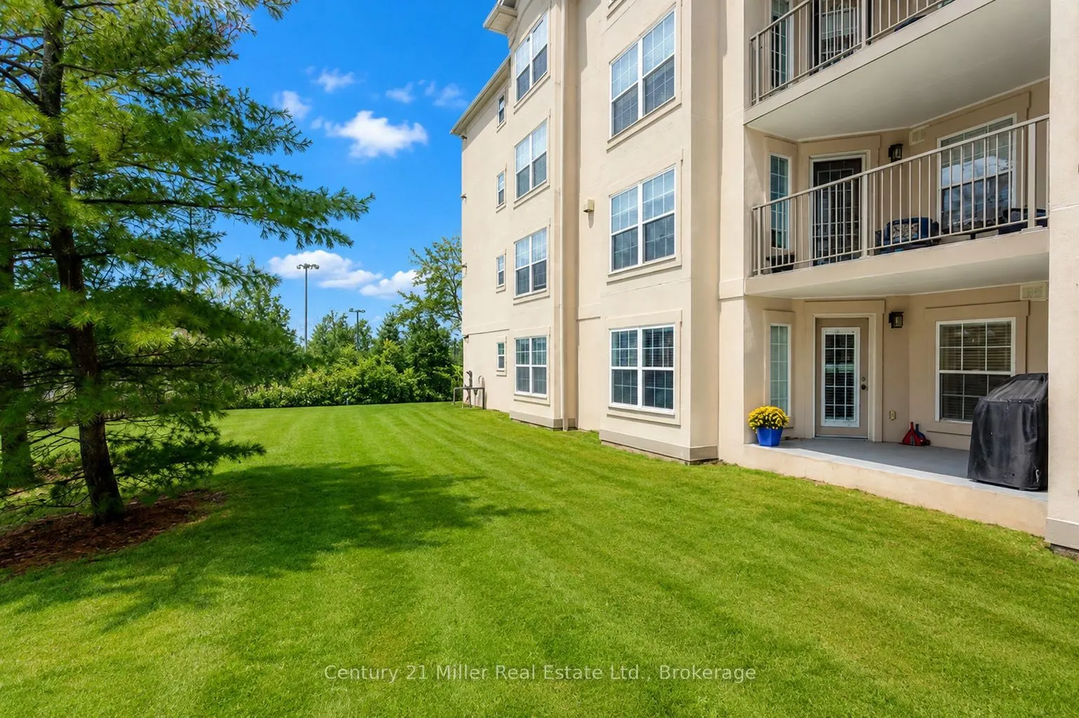 1450 Bishops Gate #111