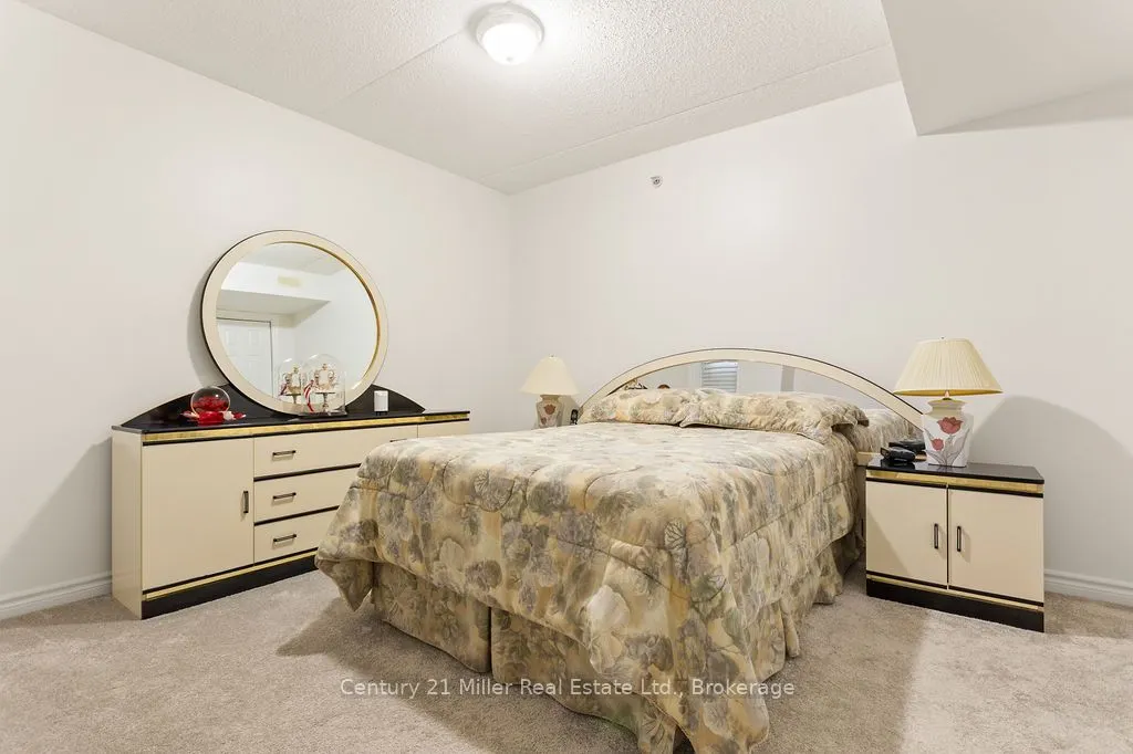 1450 Bishops Gate #111