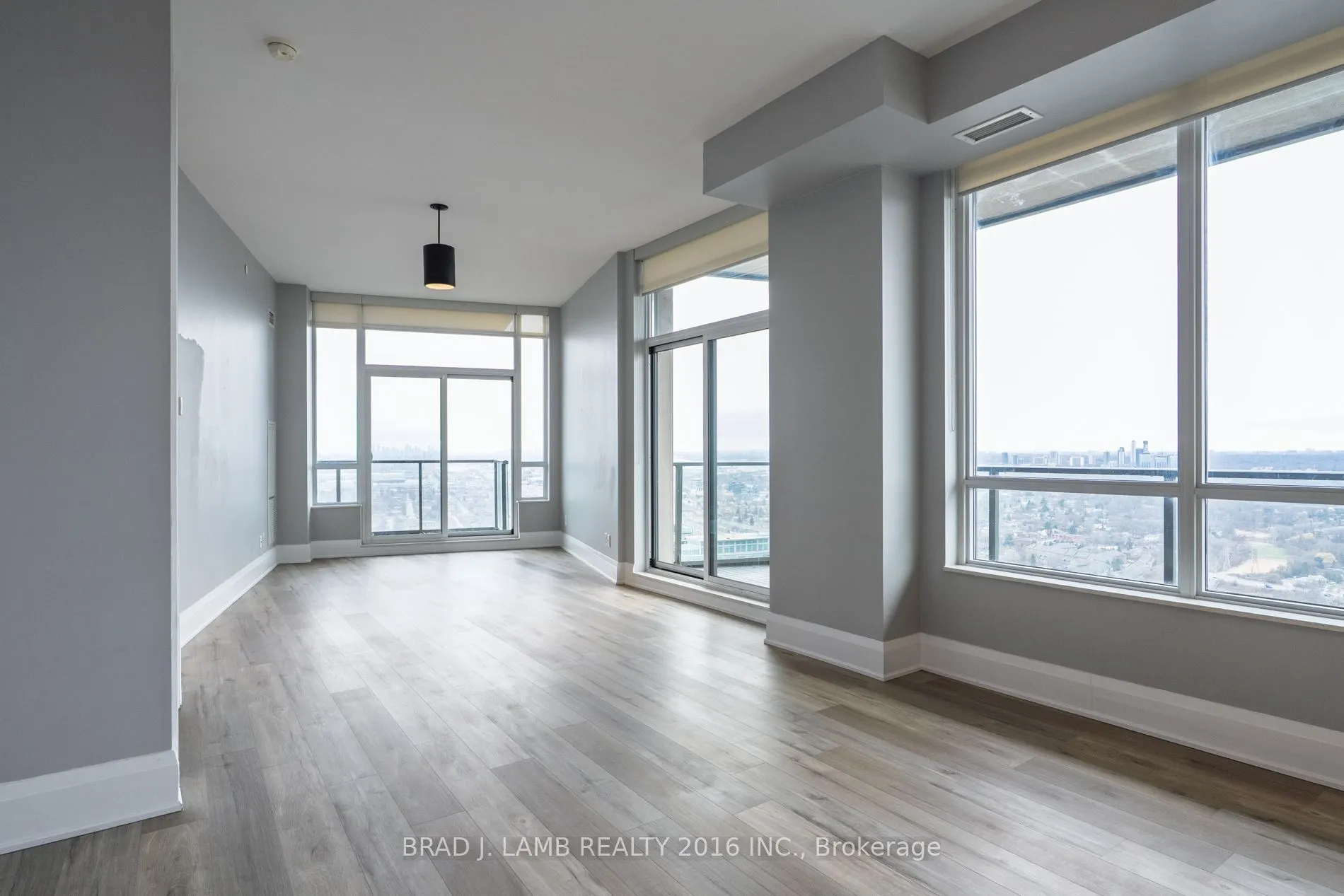 36 Park Lawn Road ##4303