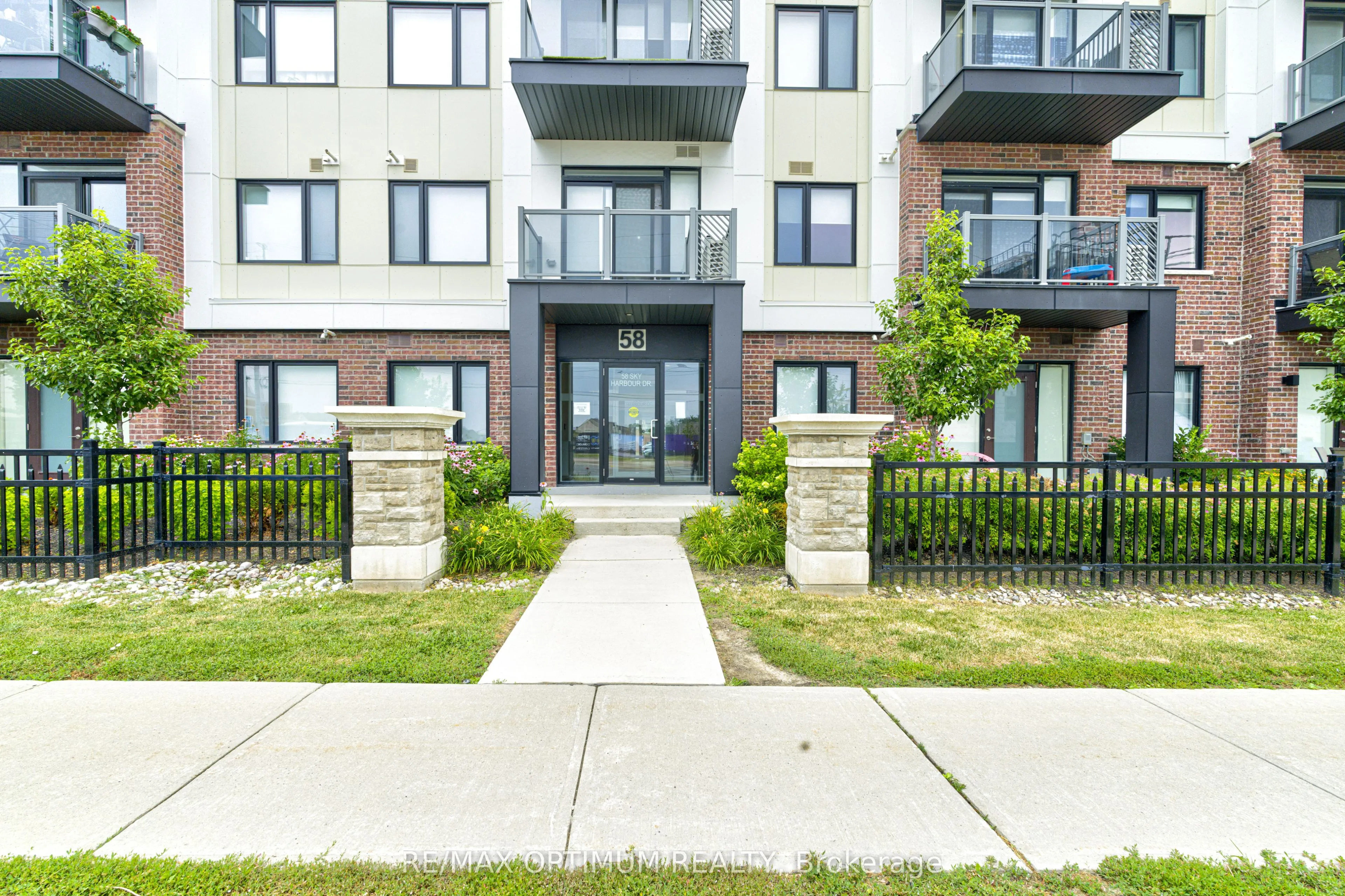 58 Sky Harbour Drive #108