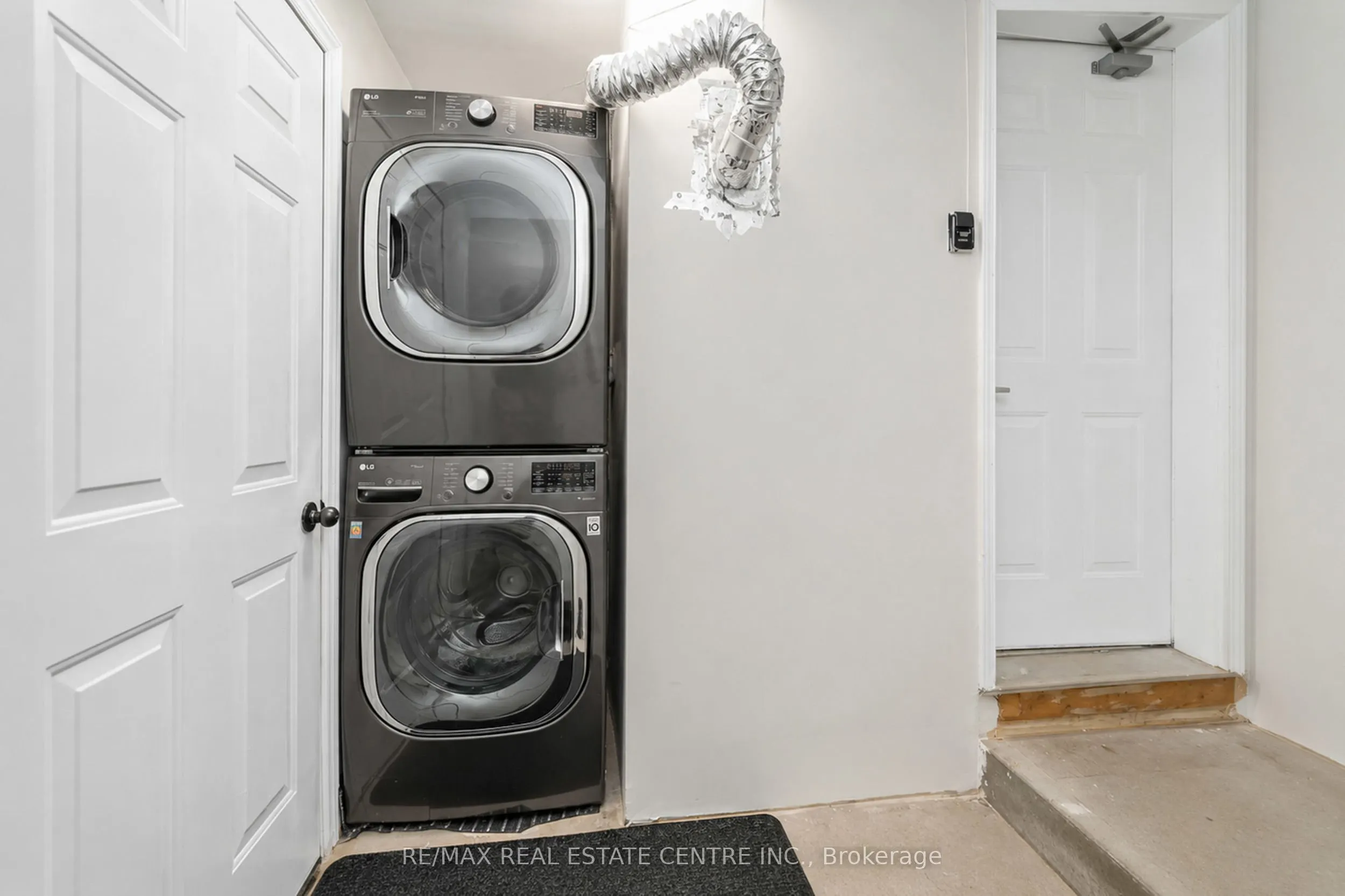 34 Aspen Hills Road #3