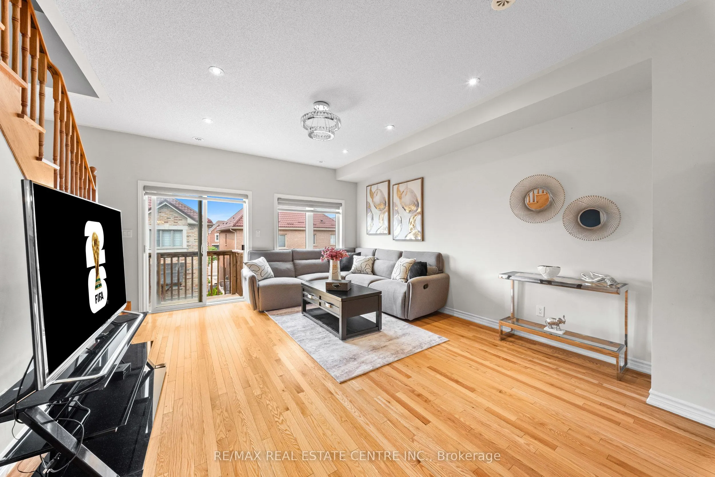 34 Aspen Hills Road #3