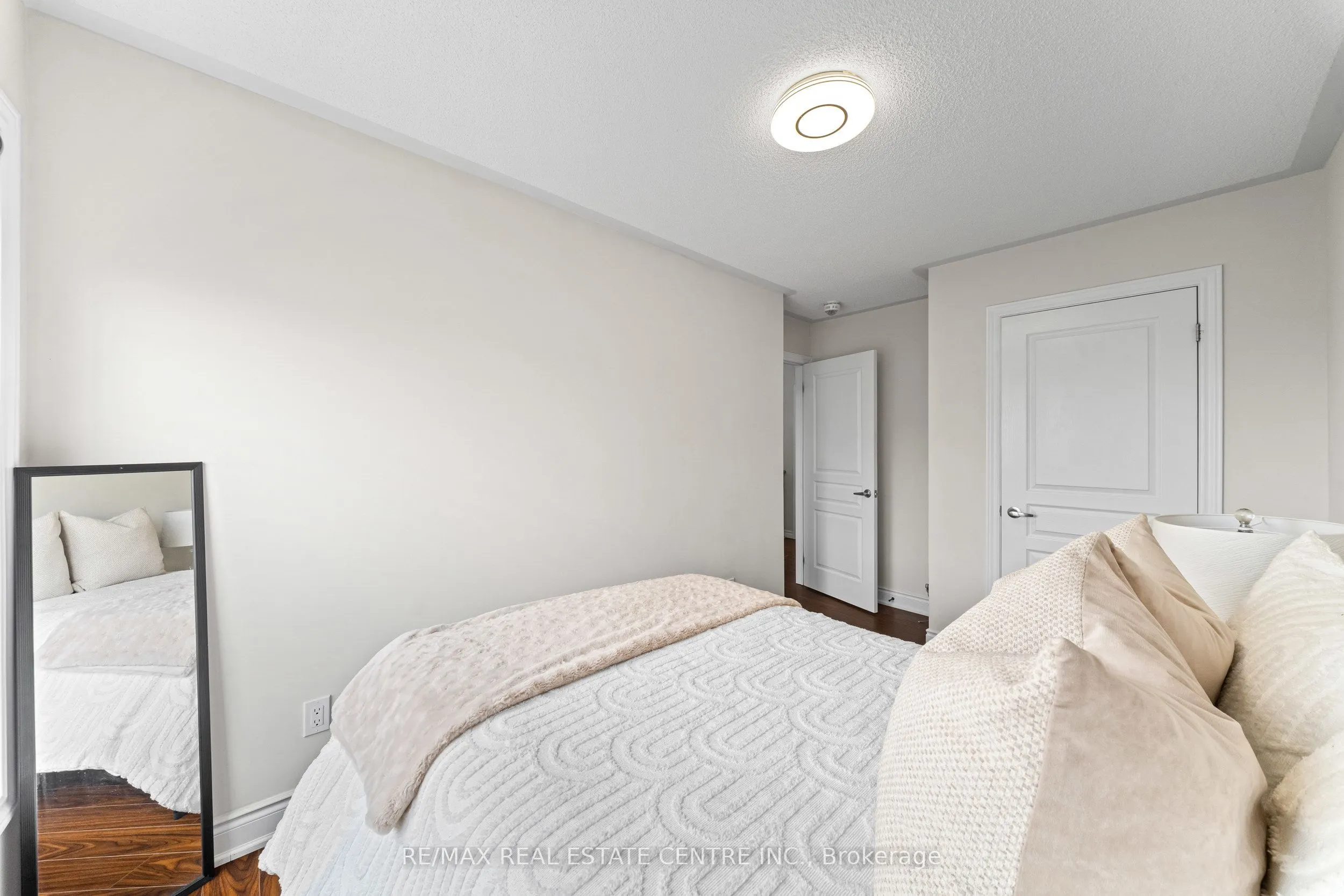 34 Aspen Hills Road #3