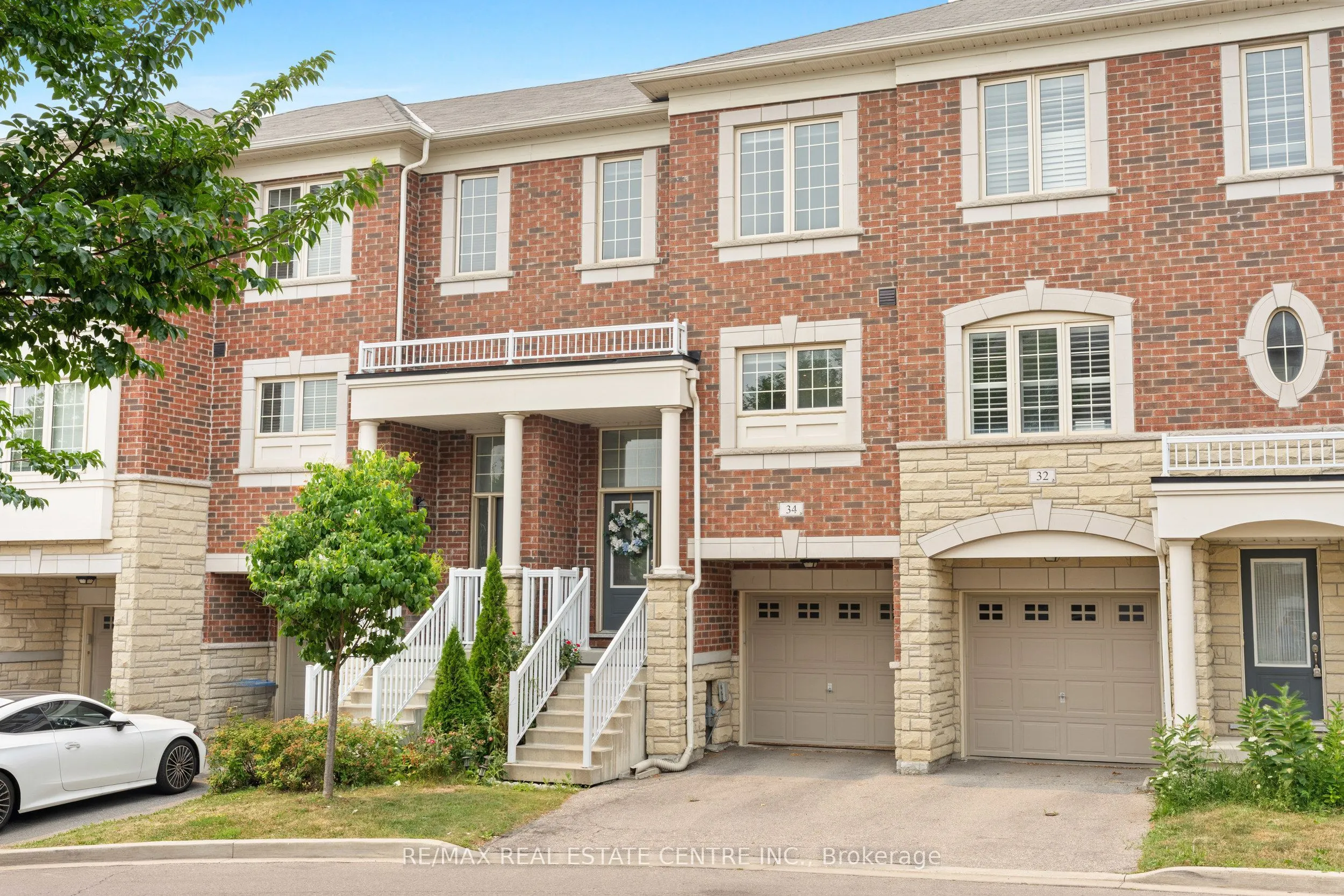 34 Aspen Hills Road #3