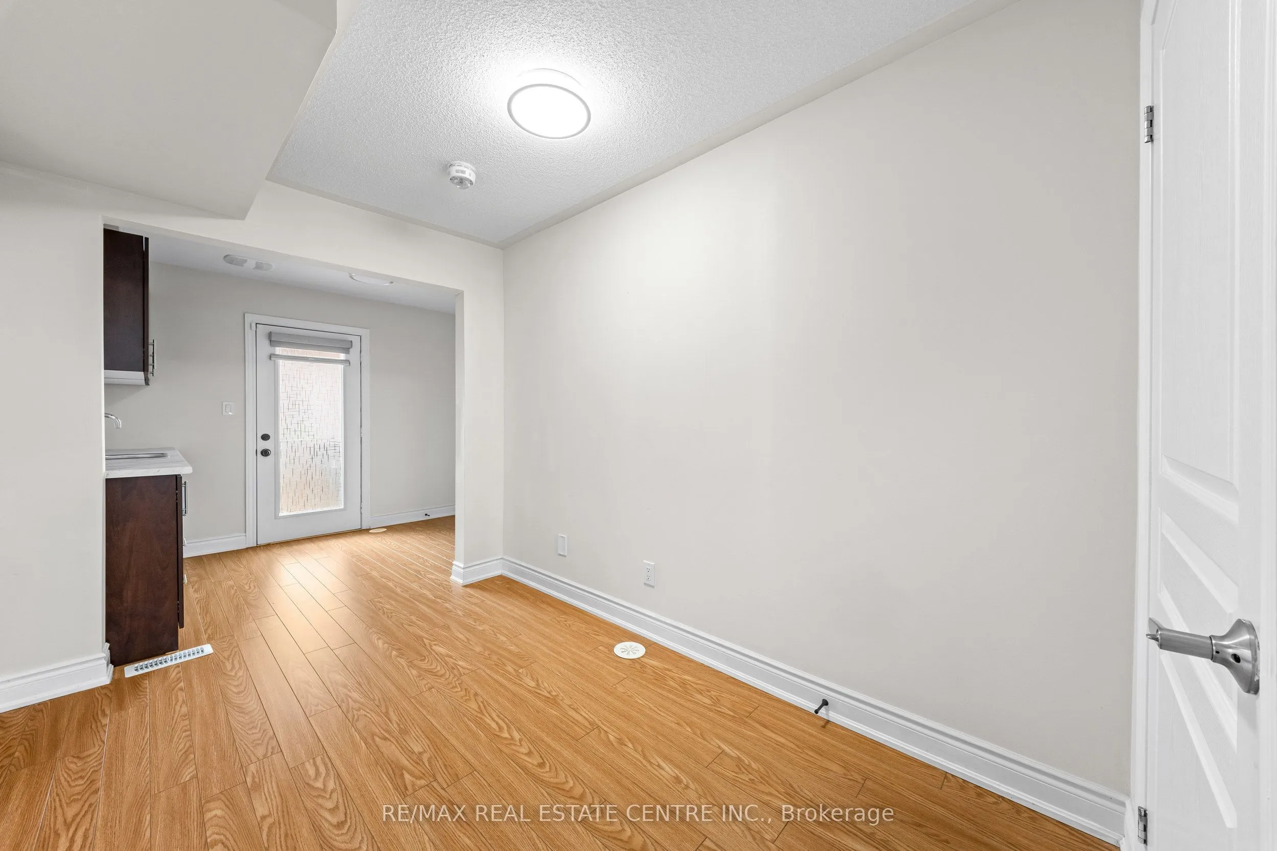 34 Aspen Hills Road #3