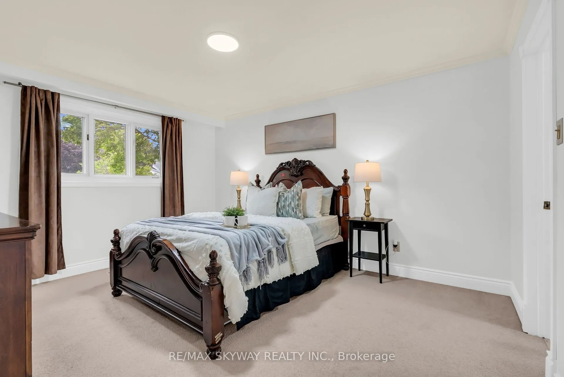 2673 Thorn Lodge Drive