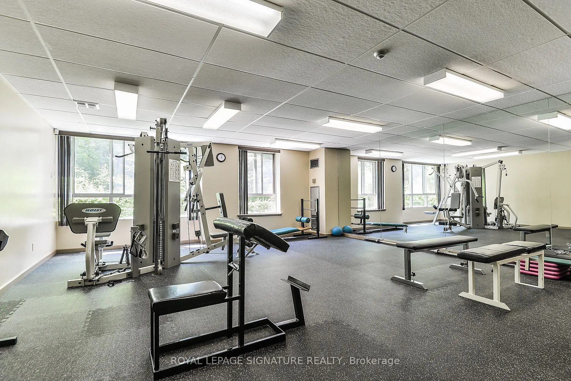 1485 Lakeshore Road E #411