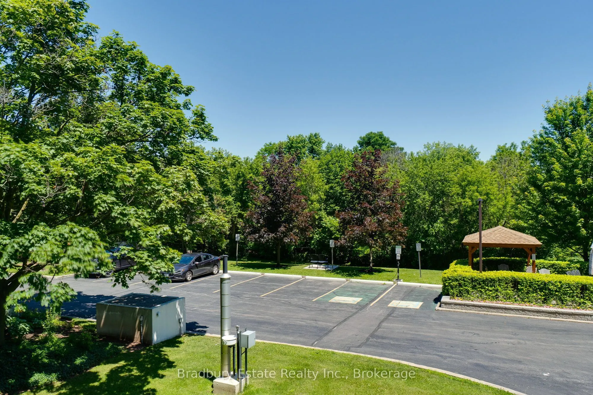 5080 Pinedale Avenue N #203