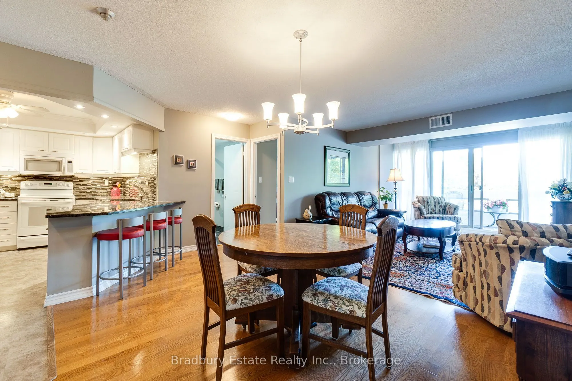 5080 Pinedale Avenue N #203