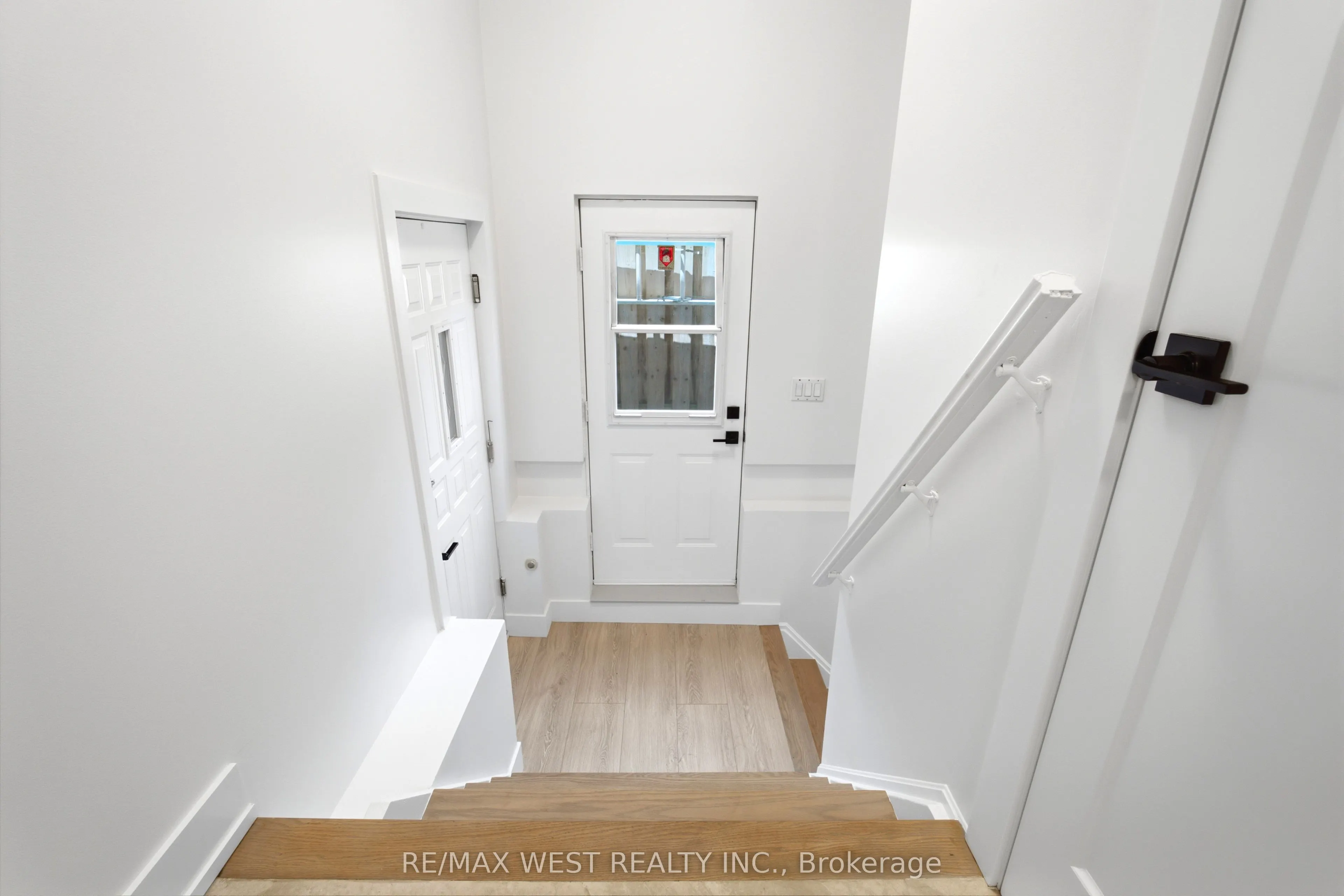 3163 Rolling Stone Court