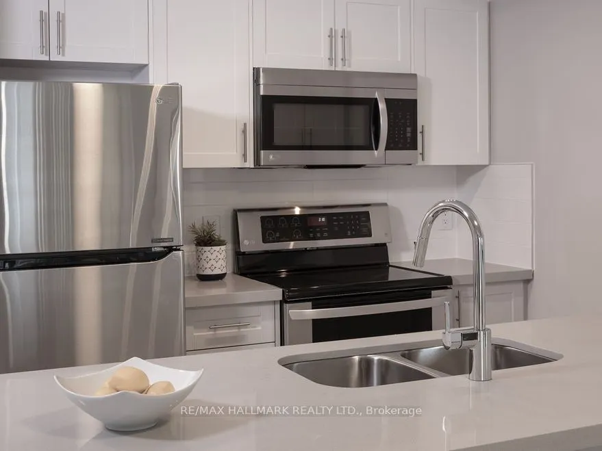5191 Dundas Street W #1612