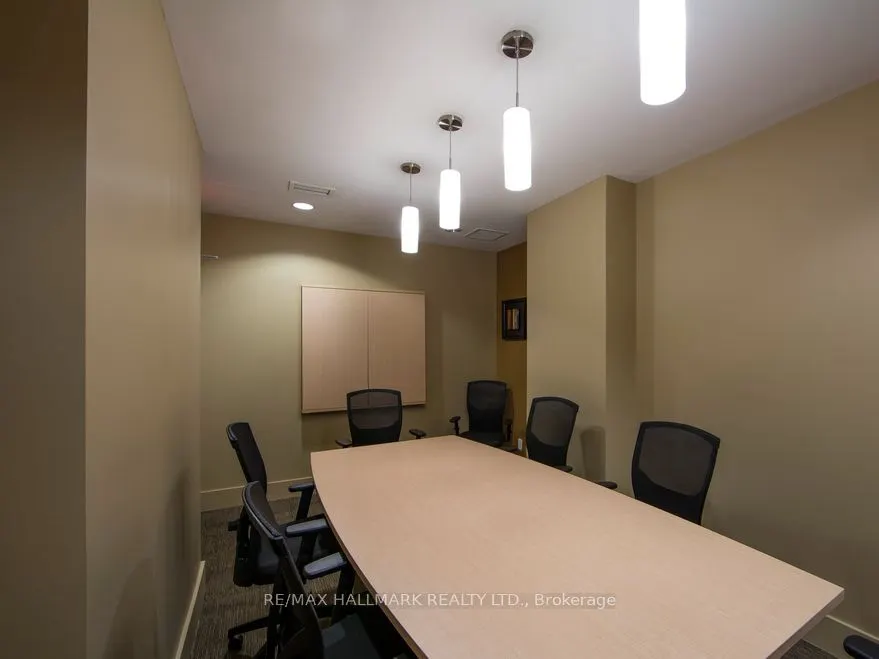 5191 Dundas Street W #1612