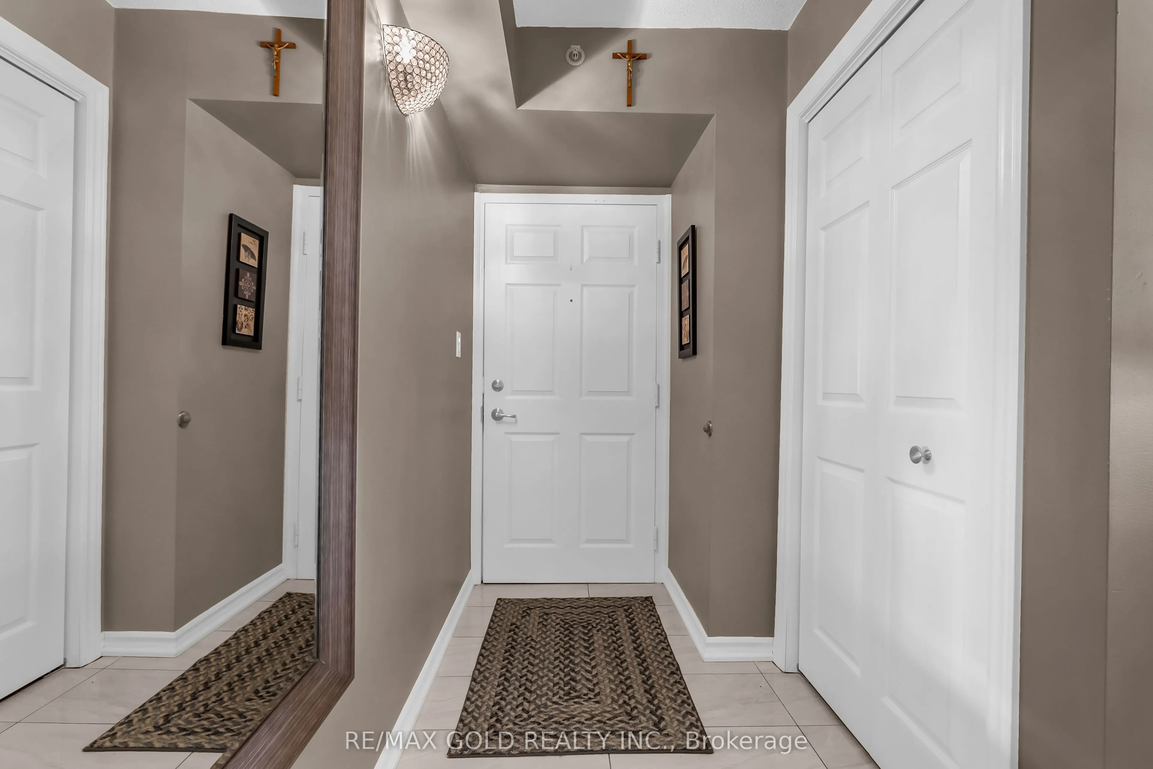 1380 Main Street E #210