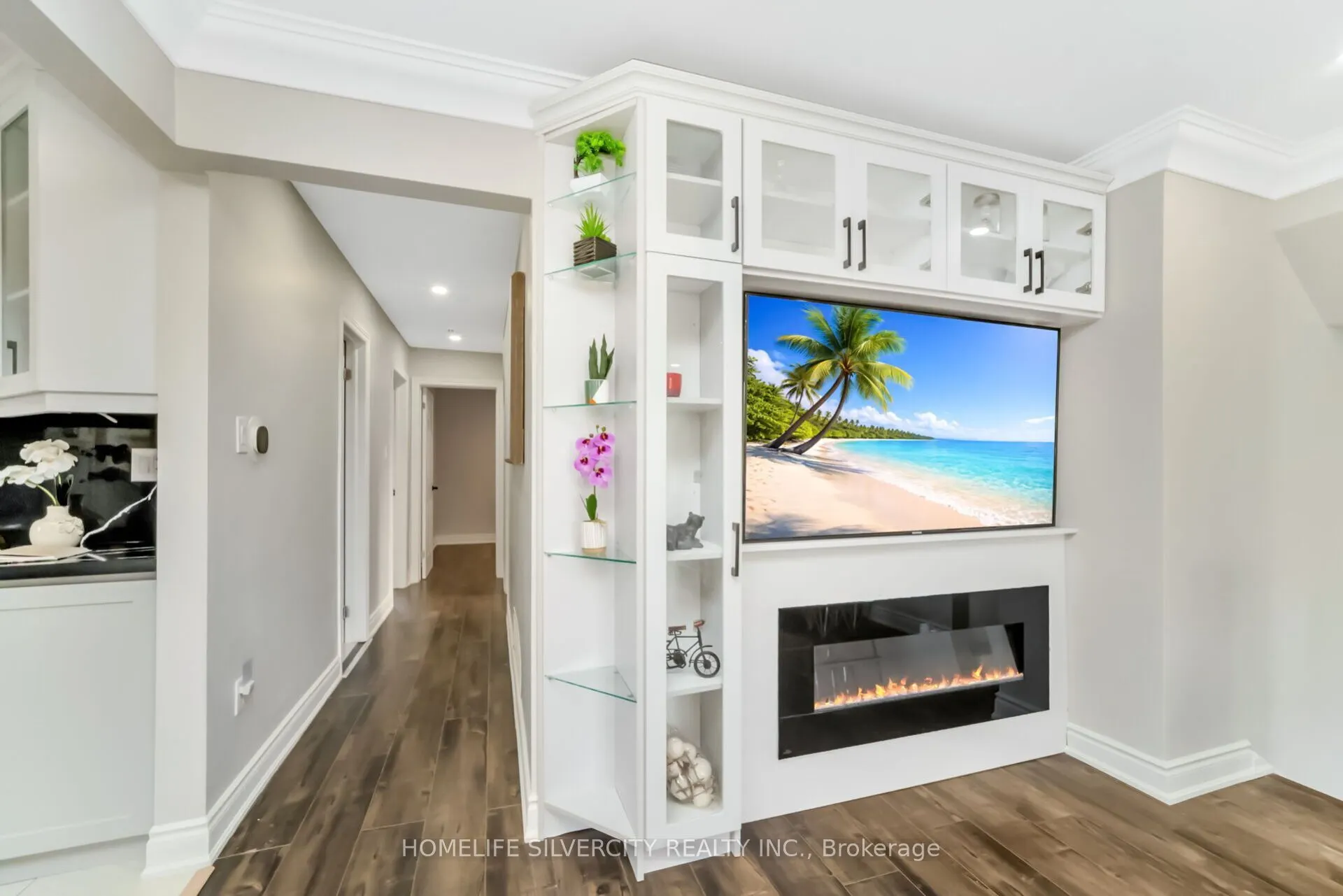 224 Delrex Boulevard