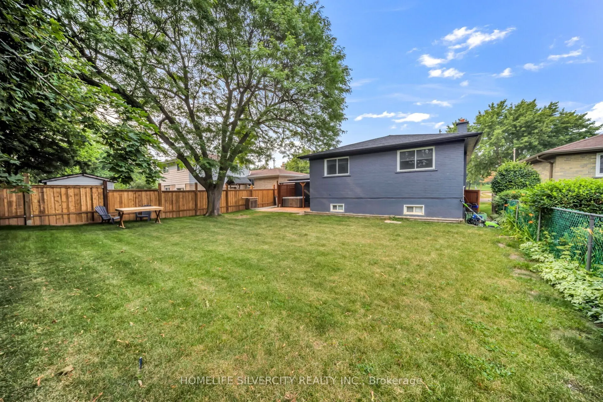 224 Delrex Boulevard