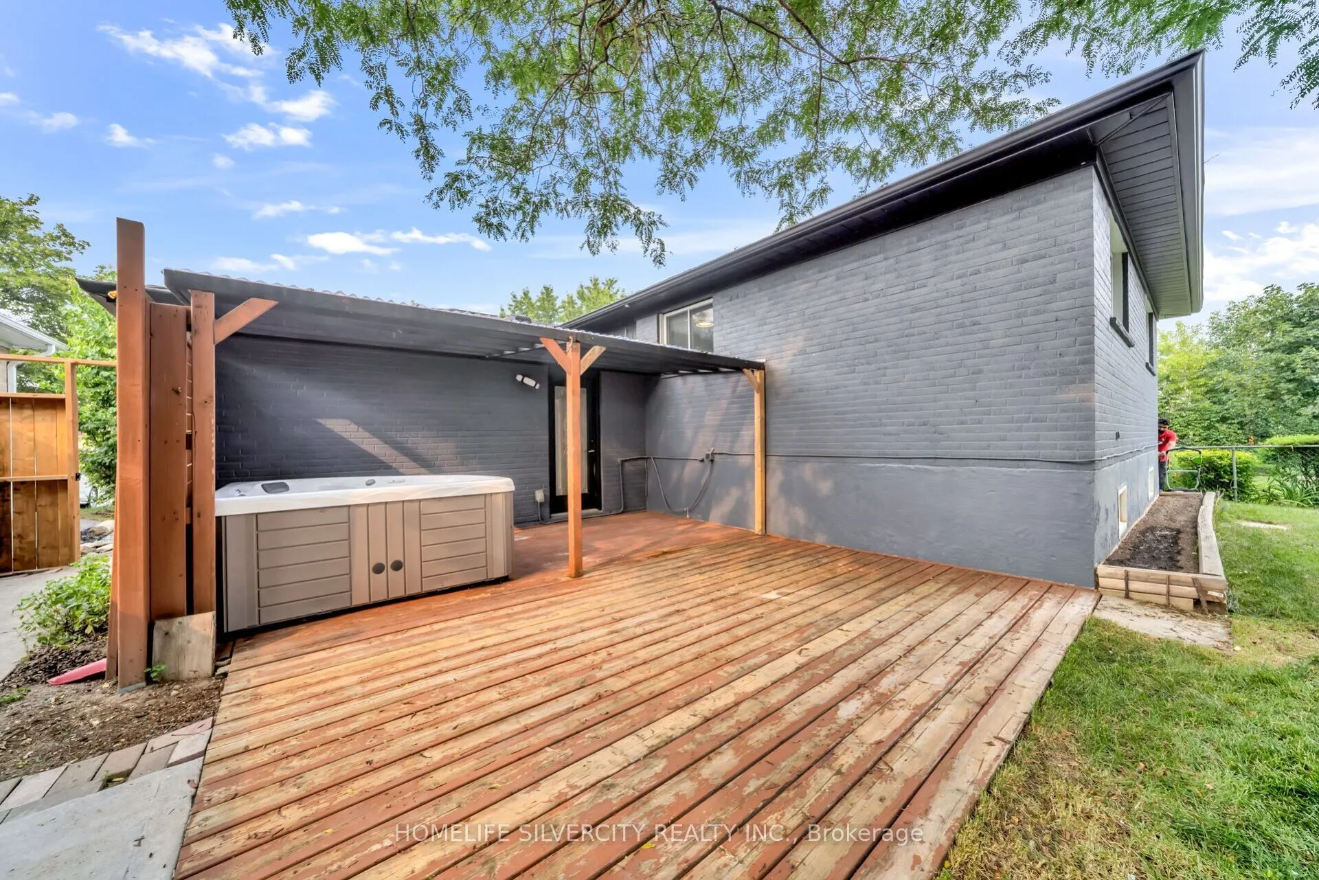 224 Delrex Boulevard