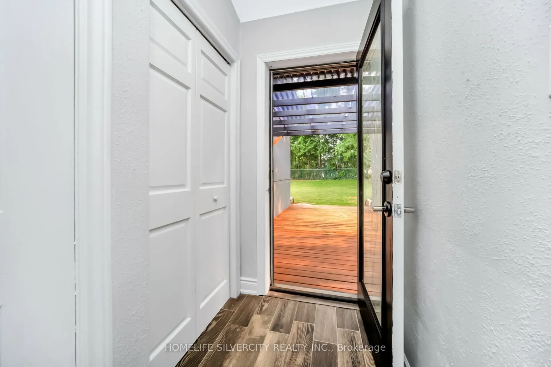 224 Delrex Boulevard
