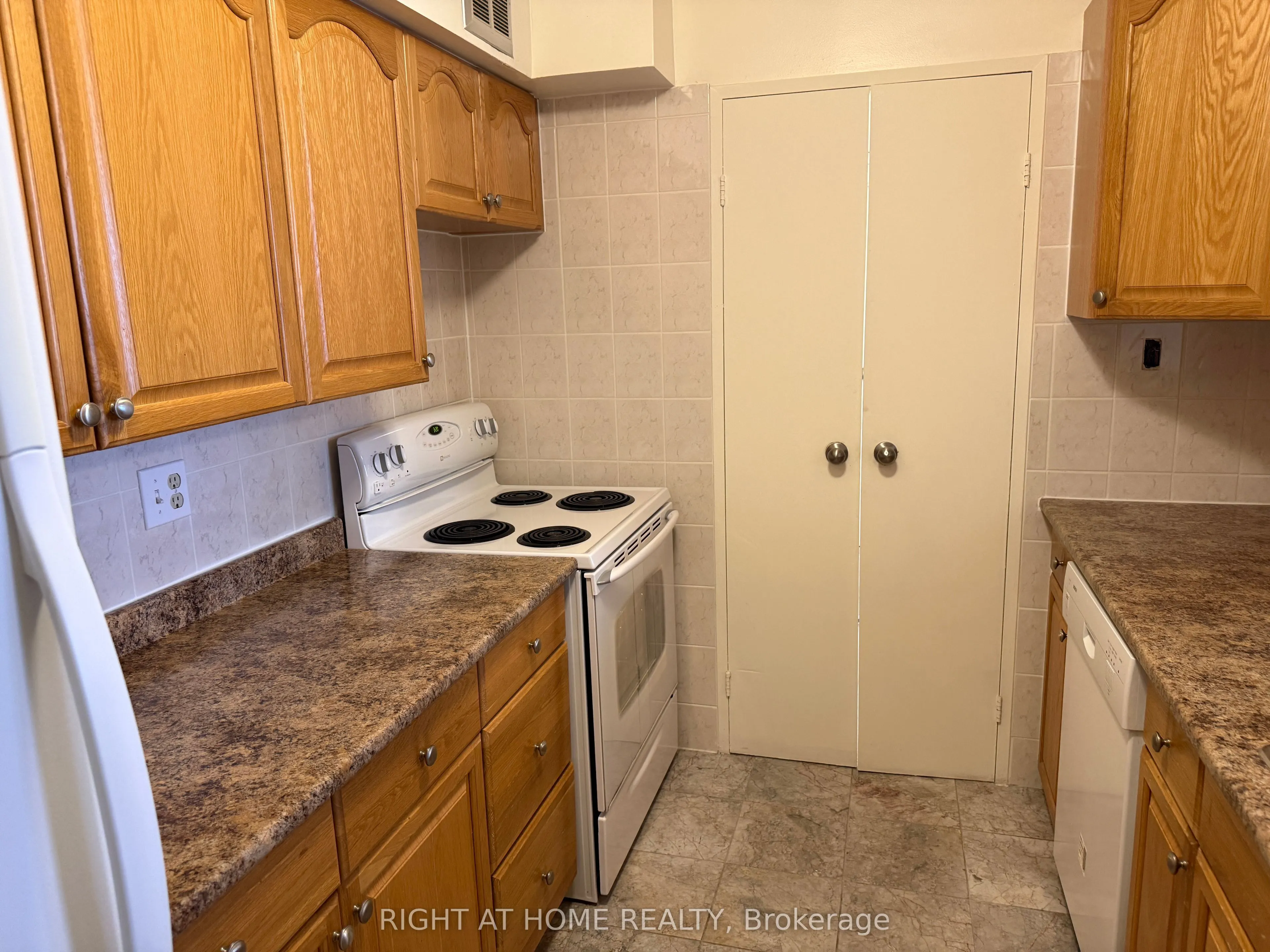 3077 Weston Road N #1912