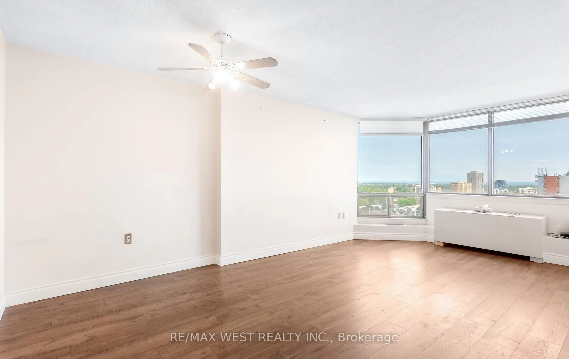 25 Fairview Road W #1410