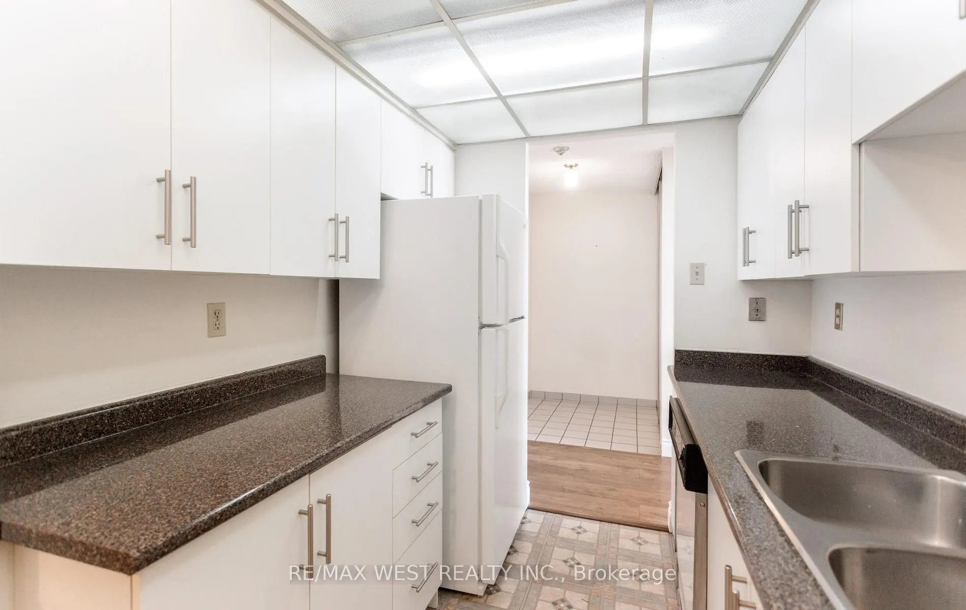 25 Fairview Road W #1410