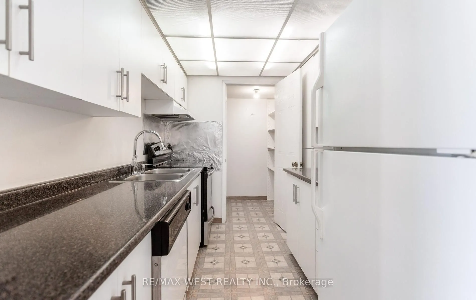 25 Fairview Road W #1410