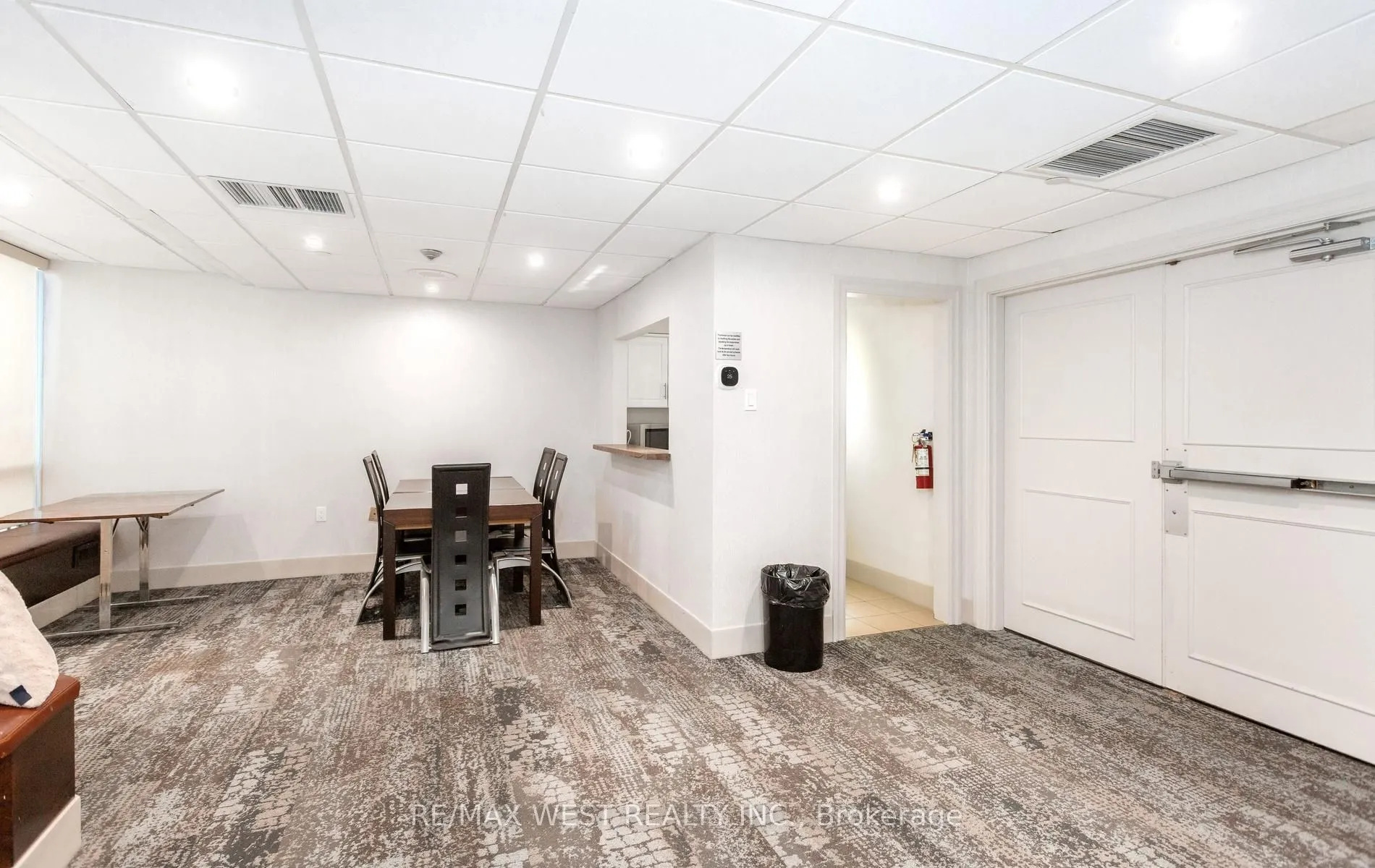 25 Fairview Road W #1410