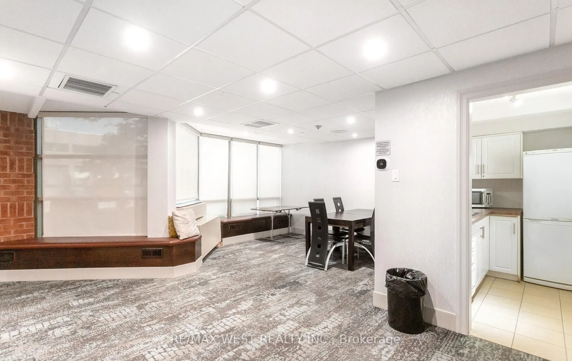 25 Fairview Road W #1410