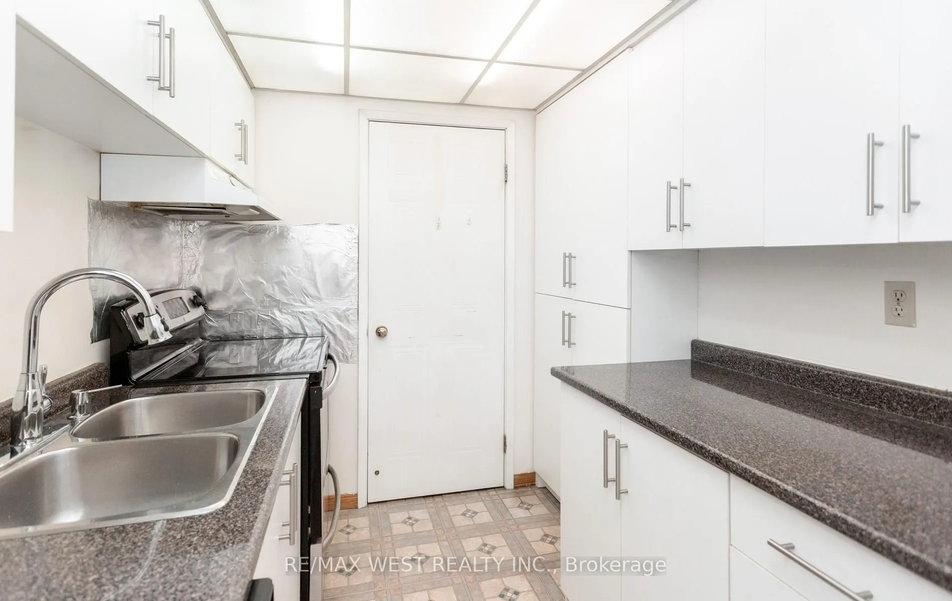 25 Fairview Road W #1410