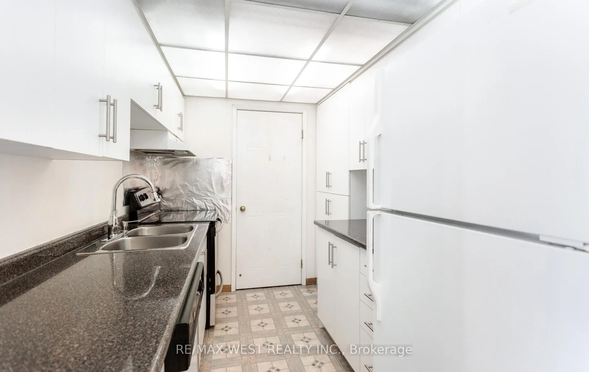 25 Fairview Road W #1410