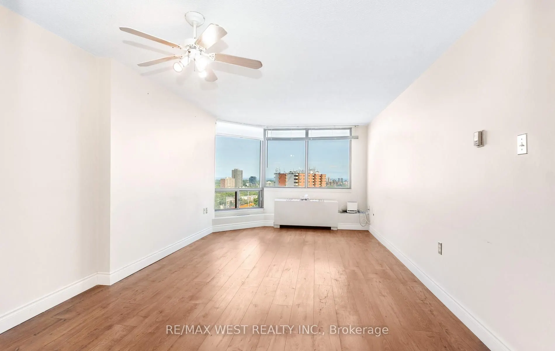 25 Fairview Road W #1410