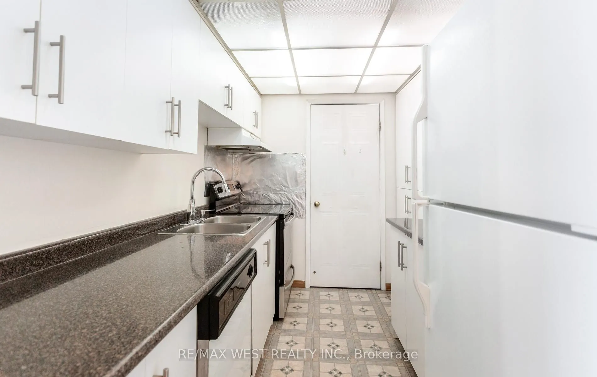 25 Fairview Road W #1410