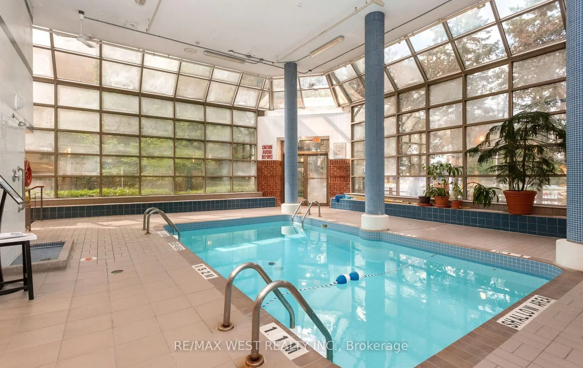 25 Fairview Road W #1410