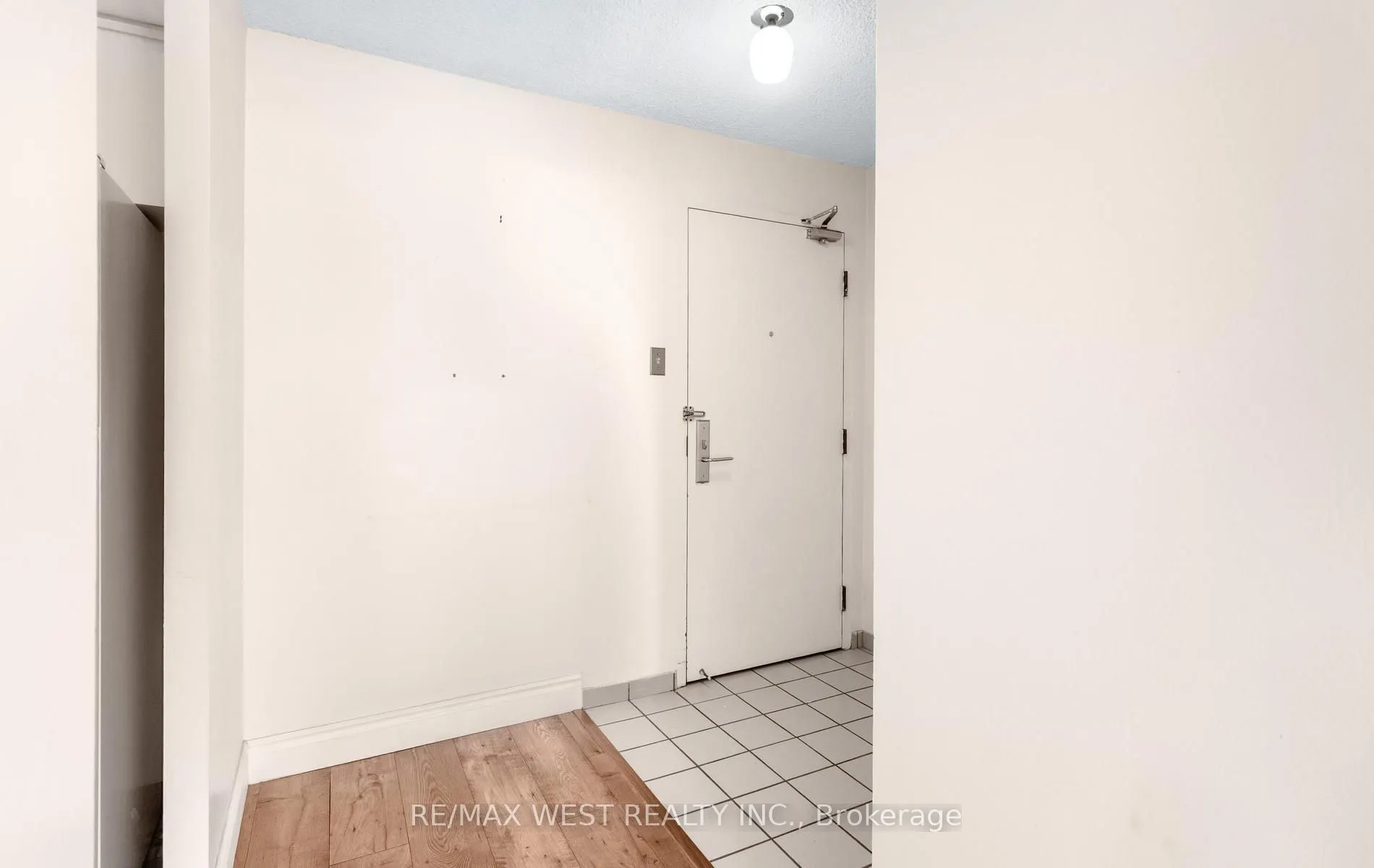 25 Fairview Road W #1410