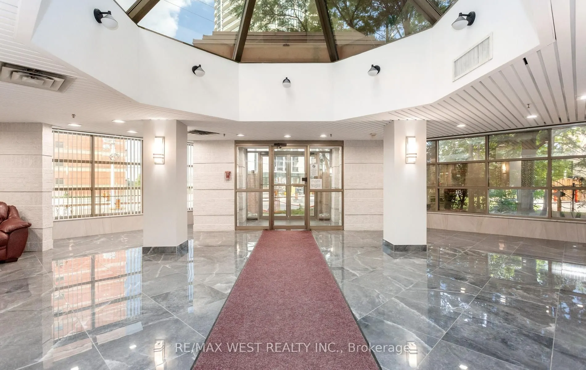 25 Fairview Road W #1410