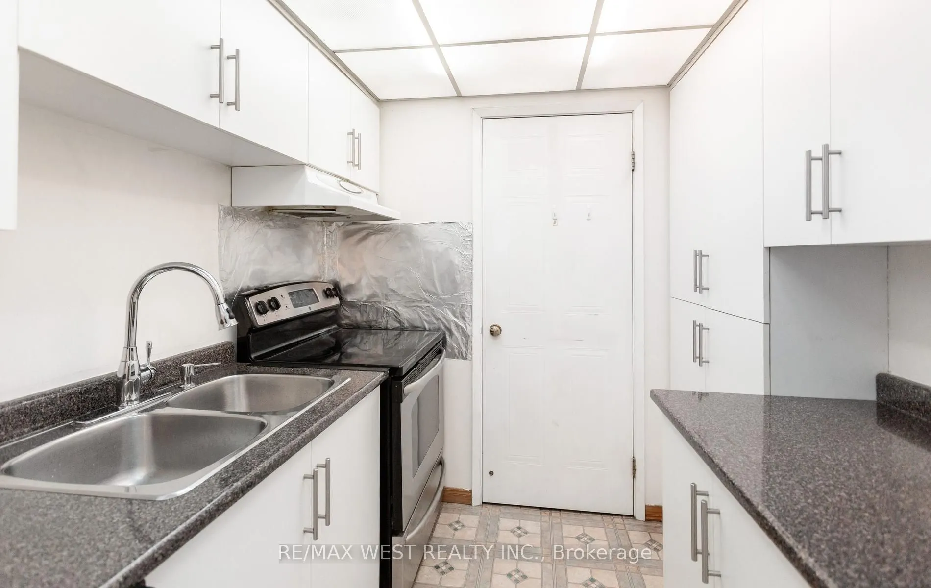 25 Fairview Road W #1410