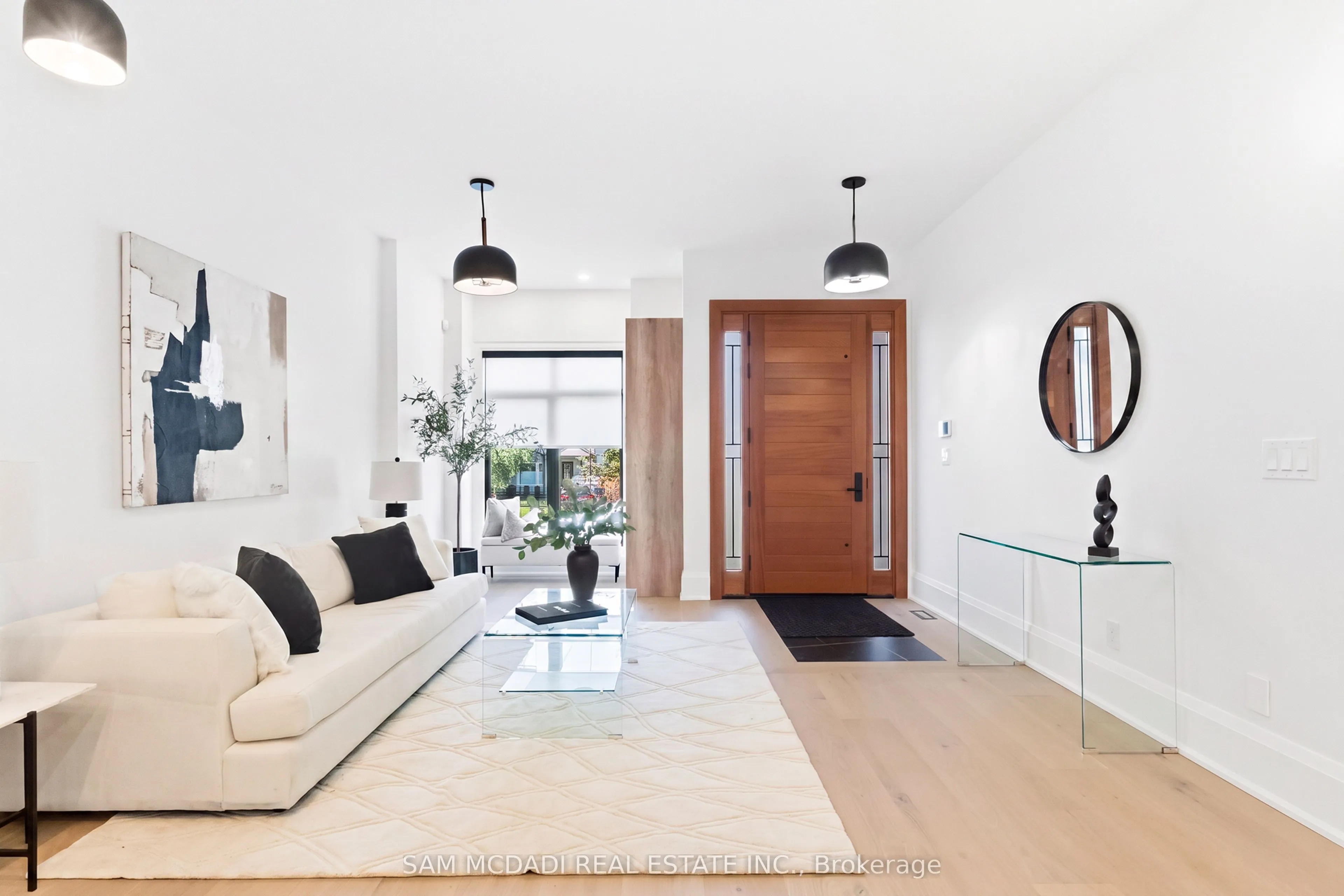 78 South Kingsway