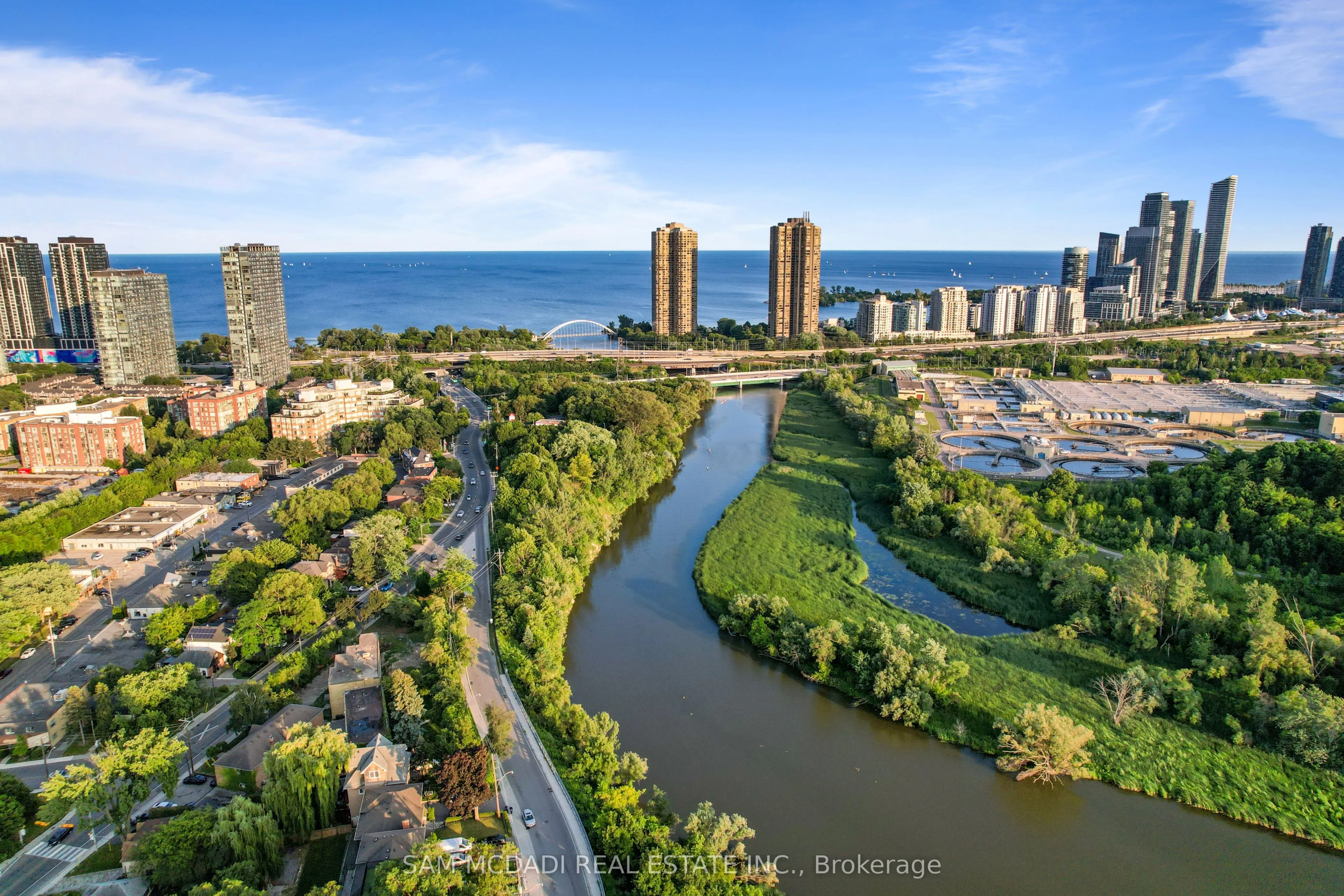 78 South Kingsway