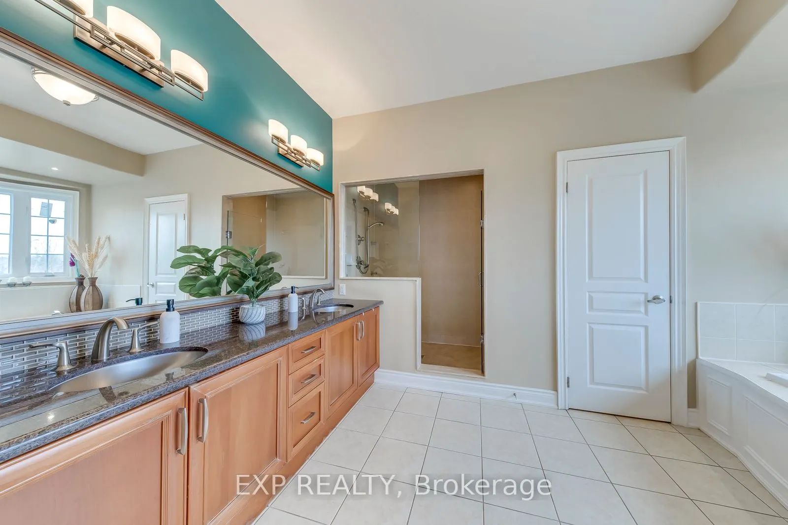 530 Golfview Court