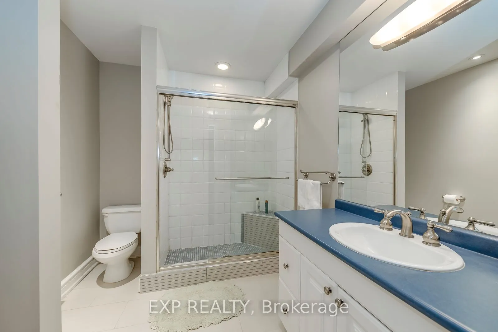530 Golfview Court