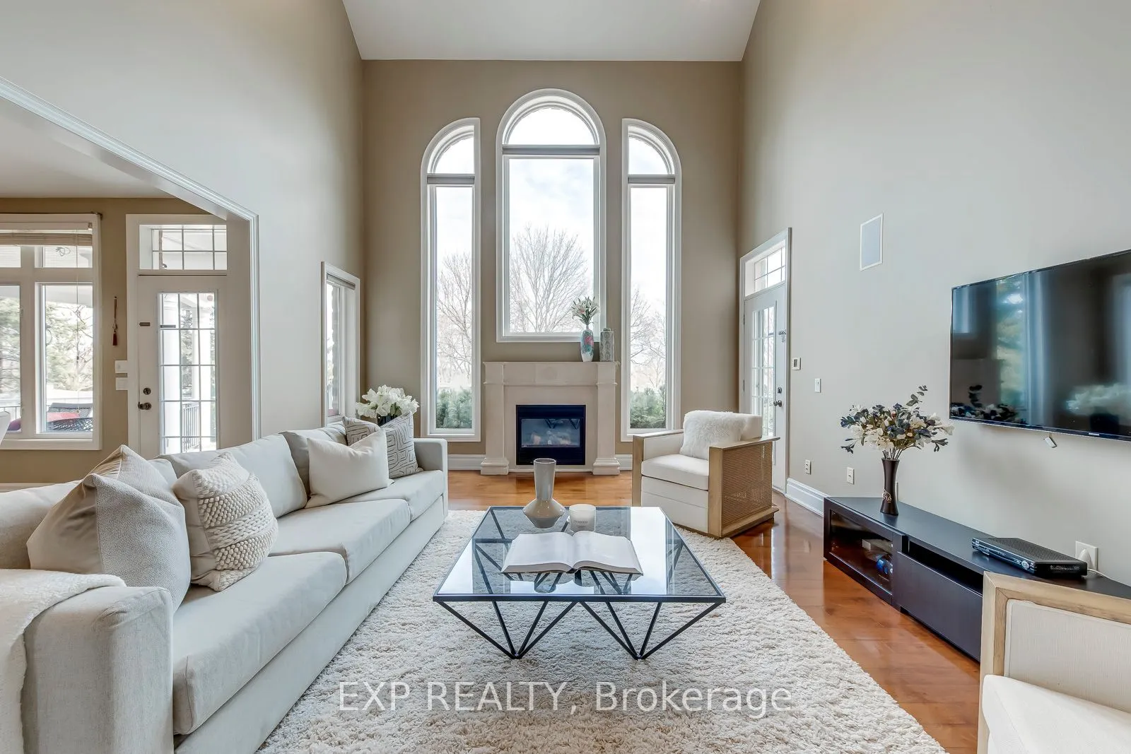 530 Golfview Court
