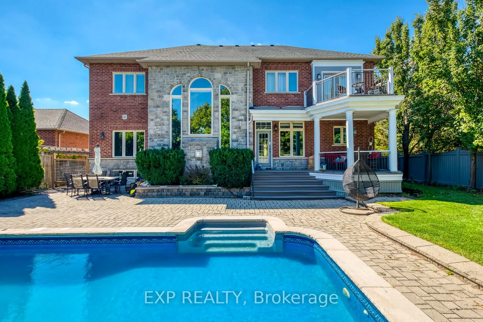 530 Golfview Court